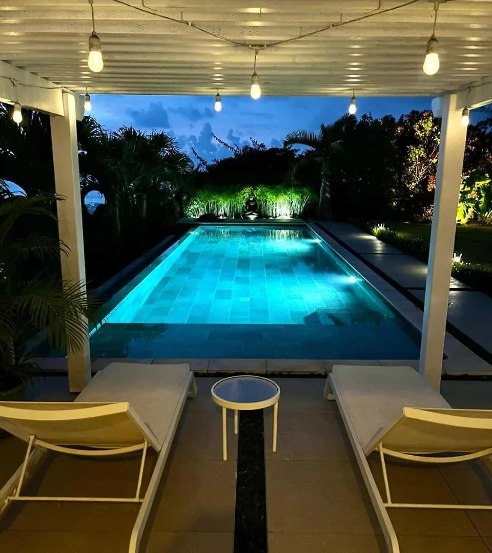 Villa Pamatai En Toute Intimite Avec Piscine Et Vue Imprenable Faaa